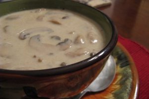 طرز تهیه سوپ قارچ، غذایی سرشار از ویتامین | www.Alamto.Com