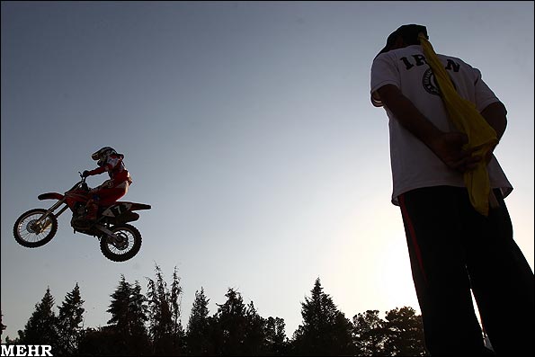 عکس های مسابقات موتور کراس قهرمانی آسیا
