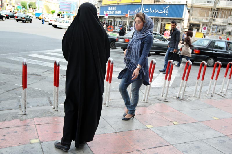 تصاویر جدید مبارزه با بدحجابی و اجرای طرح امنیت اجتماعی در تهران