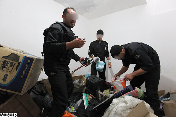 عکسای اجرای طرح دستگیری سارقین و فروشندگان مواد مخدر